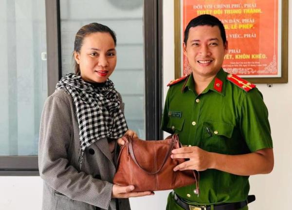 Việc tốt giữa đời thường