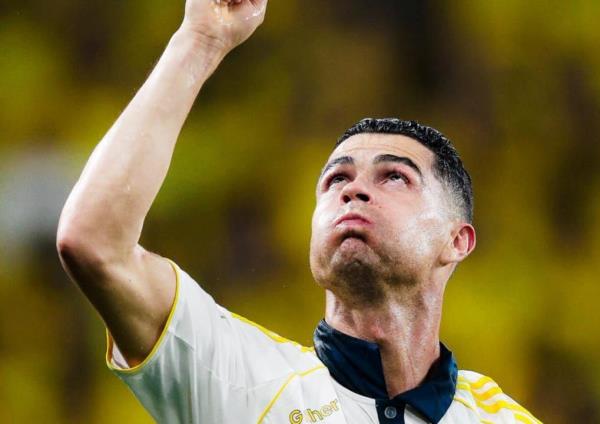 Ronaldo có danh hiệu chính thức tại Saudi Arabia