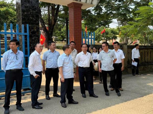 Xã Sơn Cẩm Hà cần chú trọng hơn công tác giáo dục, chăm lo người có công