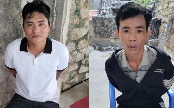 2 con nghiện trữ hàng cấm