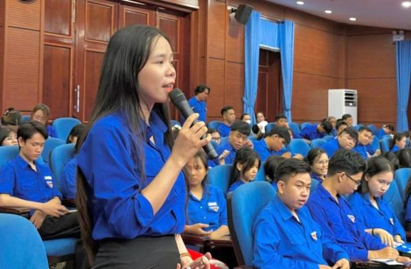 Đối thoại giữa lãnh đạo với tuổi trẻ phường Thanh Khê