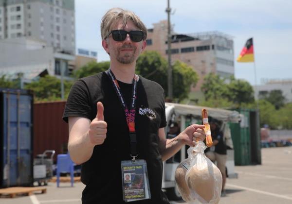 Đội pháo hoa của Đức đặc biệt ấn tượng công tác tổ chức chuyên nghiệp của DIFF