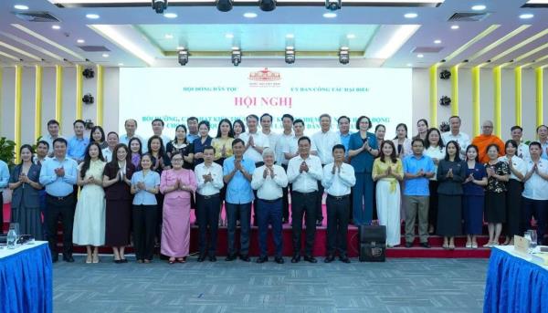 Trang bị kiến thức, kỹ năng hoạt động cho đại biểu Quốc hội là người dân tộc thiểu số