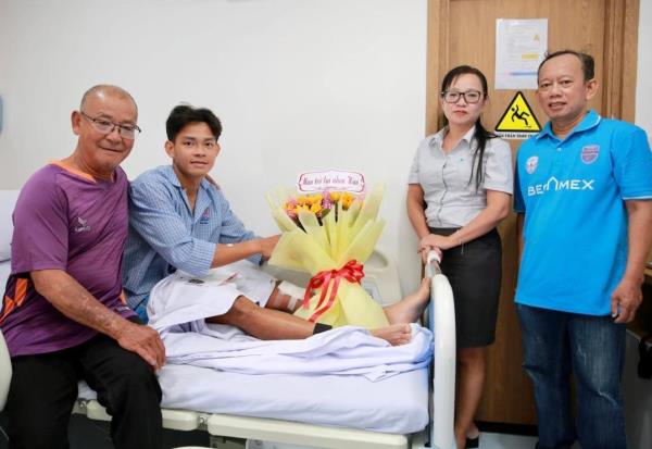 Bùi Vĩ Hào chấn thương nặng, Hà Đức Chinh trở lại Becamex TPHCM