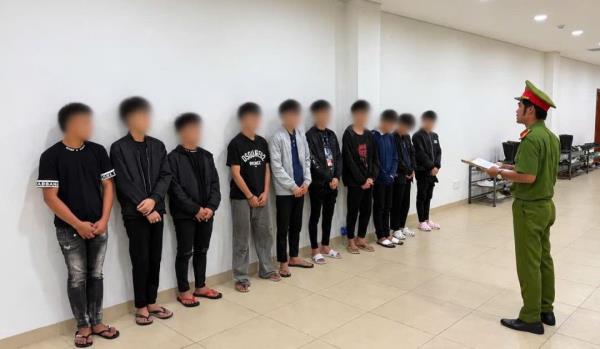 Khởi tố 8 bị can rượt đuổi, đánh nhau trên nhiều tuyến đường trung tâm TP Huế