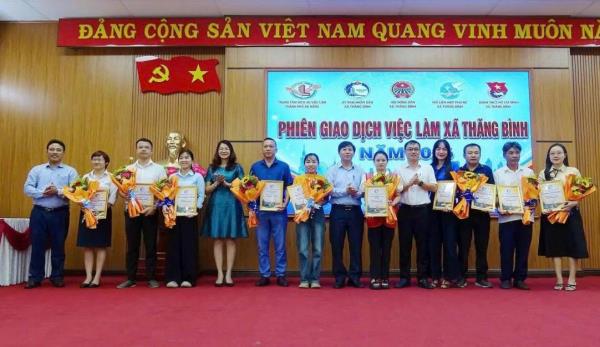 Hàng trăm cơ hội việc làm tại xã Thăng Bình