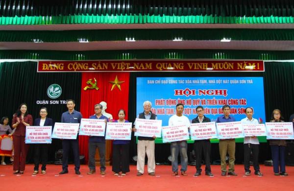 Kêu gọi chung tay vì một Sơn Trà không còn nhà tạm, nhà dột nát