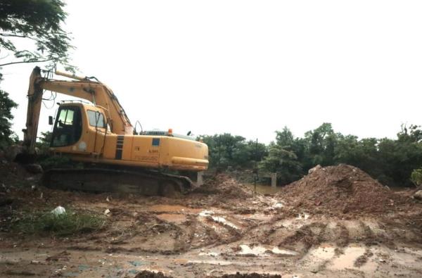 Nhìn trời mà lo đất