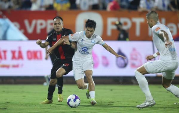 Dư âm vòng 14 V-League 2025/26: Giải cơn khát