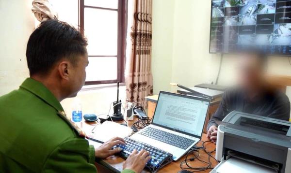 Ngược đãi vật nuôi nơi công cộng