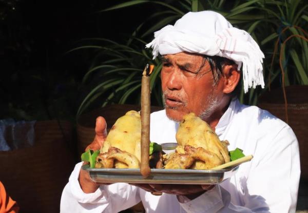 Tưng bừng lễ hội Tháp Bà Ponagar 2025