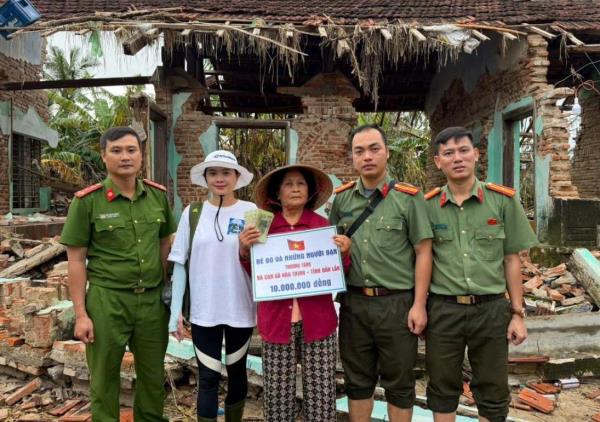 Trên hành trình vì nhân dân phục vụ