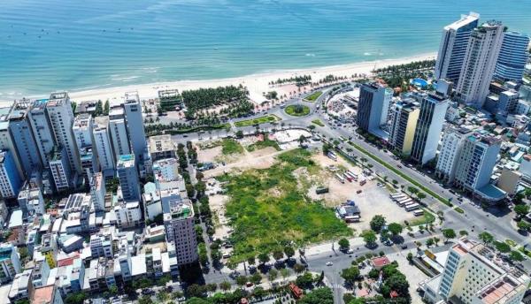 Khẩn trương, quyết liệt triển khai Trung tâm tài chính quốc tế và Khu thương mại tự do Đà Nẵng