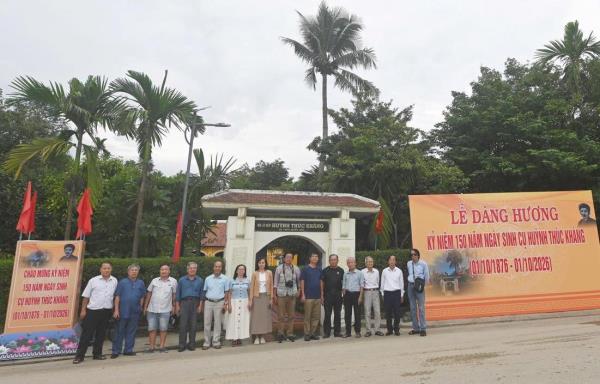 Thăm làng quê của cụ Huỳnh Thúc Kháng