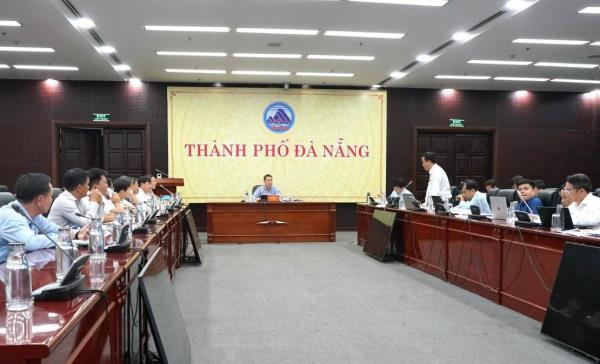 Chủ tịch UBND thành phố Đà Nẵng yêu cầu đẩy nhanh tiến độ các công trình, dự án trọng điểm