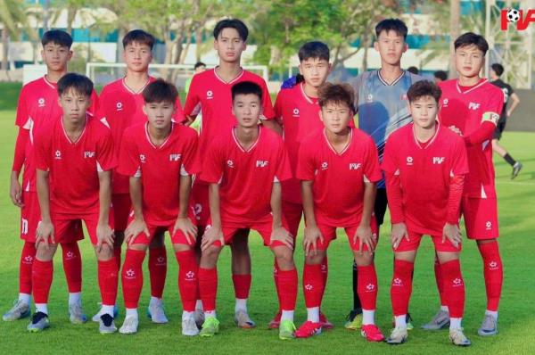 U.16 PVF tranh tài với U16 Barcelona và PSG