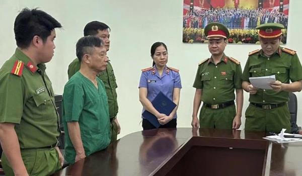 Một giám đốc bệnh viện ở Ninh Bình bị khởi tố vì làm sai lệch hồ sơ bệnh án