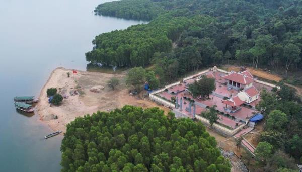 Khánh thành Đền thờ Anh hùng liệt sĩ tại hồ Kẻ Gỗ