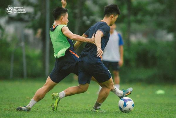 SHB Đà Nẵng thi đấu tập huấn ngay từ đầu năm 2026