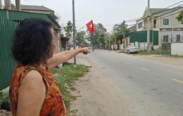 Bất an vì chó thả rông nghi bị dại tấn công nhiều người dân