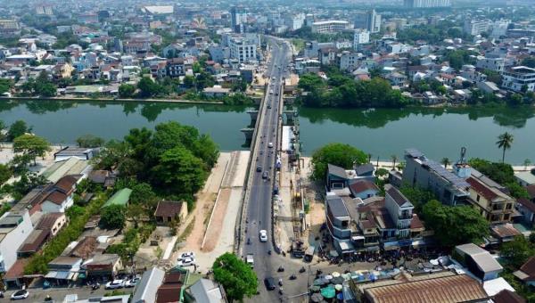 Huế tăng tốc tháo điểm nghẽn, hướng tới tăng trưởng hai con số