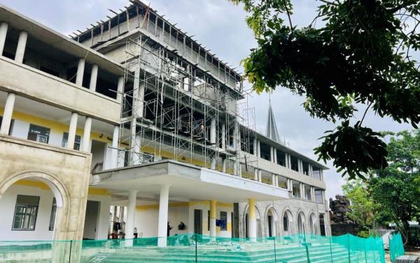 Sớm đưa trường xây mới vào sử dụng, bảo đảm đầy đủ điều kiện dạy và học