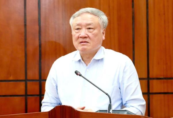 Phó Thủ tướng Thường trực làm việc với các địa phương, tháo gỡ vướng mắc dự án cao tốc