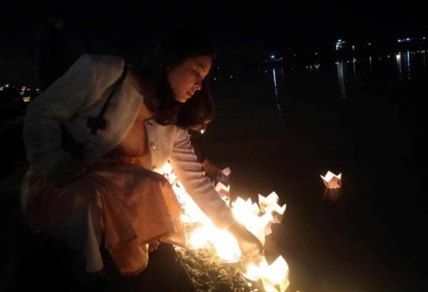 Ngành Y tế tỉnh Quảng Trị tri ân các anh hùng liệt sĩ trên sông Thạch Hãn