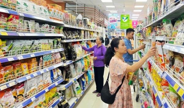 Đảm bảo nguồn hàng hóa thiết yếu trong mùa mưa bão