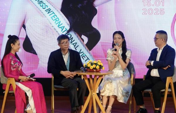 Nữ sinh Đà Nẵng lan tỏa sắc đẹp, trí tuệ và văn hóa tại Ngày hội tuyển sinh Hoa hậu Việt Nam 2024