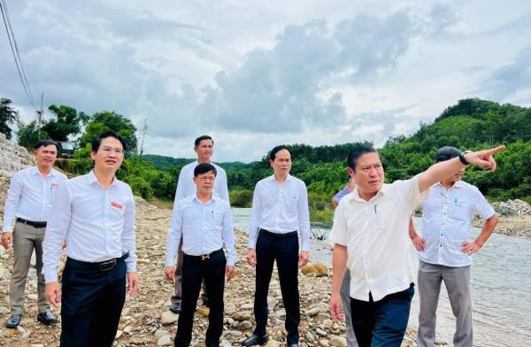 Gỡ điểm nghẽn hạ tầng giao thông cho xã miền núi