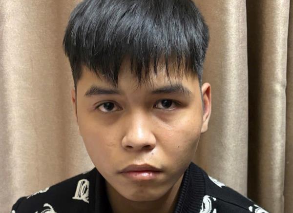 Tạm giữ 3 đối tượng liên quan đến hành vi tổ chức sử dụng và mua bán trái phép chất ma tuý