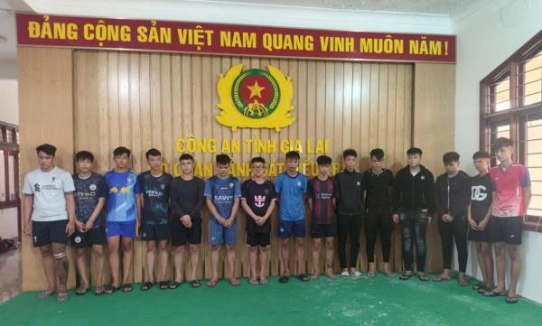 Kịp thời bắt giữ nhóm thanh thiếu niên dùng hung khí gây rối trật tự công cộng