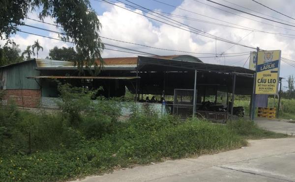 Quán ăn… nhiều không