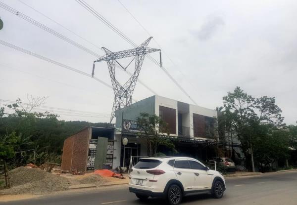 Xây nhà trái phép dưới lưới điện 500kV