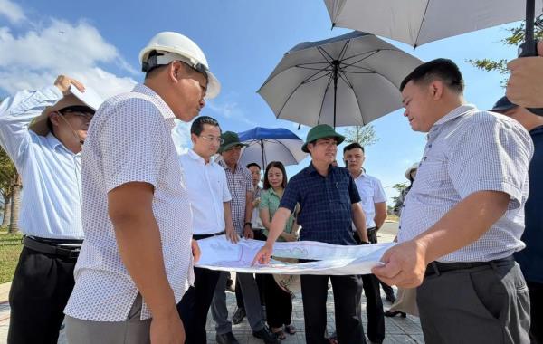 Kiểm tra các dự án đầu tư xây dựng nhà ở Khu dân cư Tam Quang