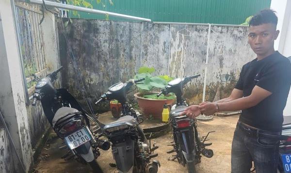 Đứa con của làng không biết cải tà quy chính