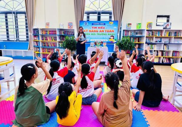 Từ không gian thư viện đến thế trận văn hóa bảo vệ nền tảng tư tưởng