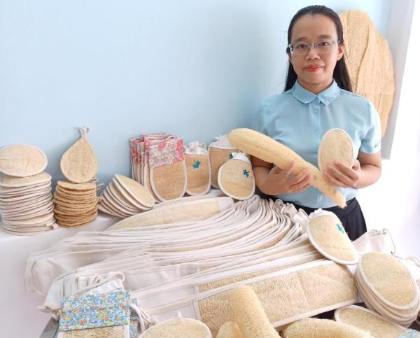 Cô gái khởi nghiệp từ xơ mướp