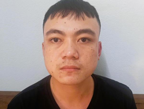 Đầu giường có ma