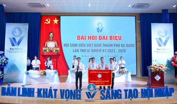 Xây dựng Hội Sinh viên ngày càng vững mạnh, tiên phong trong chuyển đổi số