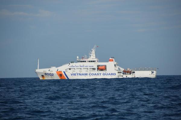 Nhiều khả năng 12 ngư dân mất tích bị chìm theo tàu