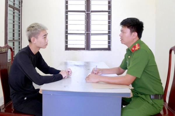 Đóng vai ác để cưỡng đoạt tài sản