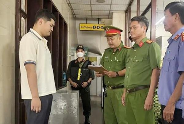 Bắt tạm giam Phó giám đốc Công ty xe khách Thành Bưởi