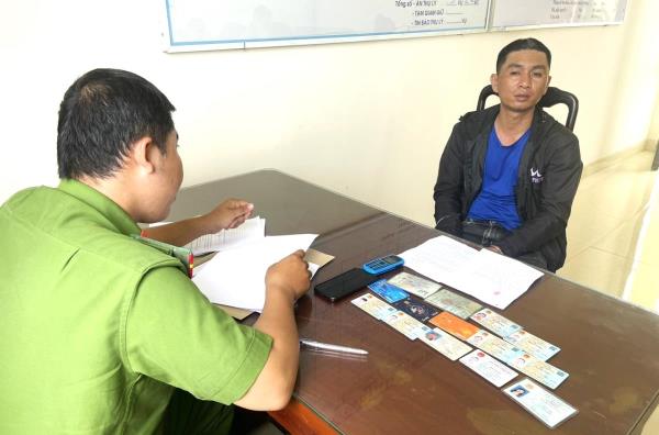 Lập hợp đồng ma để cho vay lãi nặng