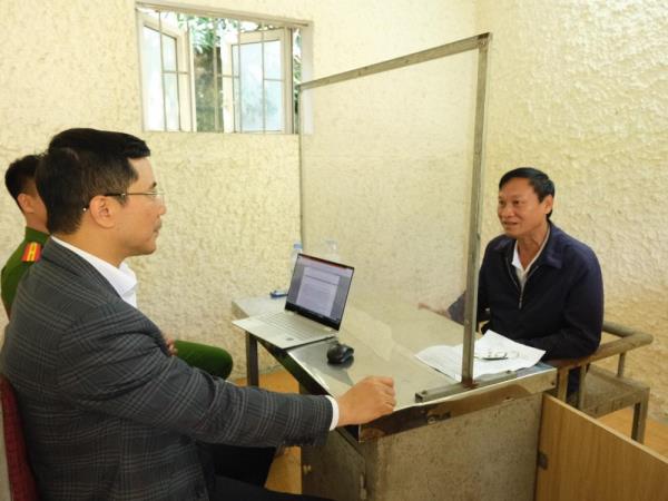 Khởi tố 3 đối tượng lợi dụng danh nghĩa báo chí để bảo kê xe vi phạm