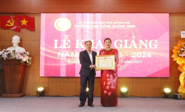 Đào tạo nguồn nhân lực đáp ứng nhu cầu thị trường lao động