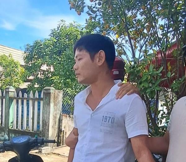 Bắt đối tượng cõng 2 tiền án đi cướp điện thoại của sinh viên tại Đà Nẵng