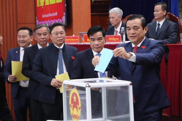 HĐND tỉnh Quảng Nam bãi nhiệm chức danh Phó Chủ tịch UBND tỉnh đối với ông Trần Văn Tân