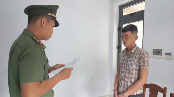 Đà Nẵng: Bắt 2 tài xế tàng trữ, vận chuyển, mua bán súng trái phép